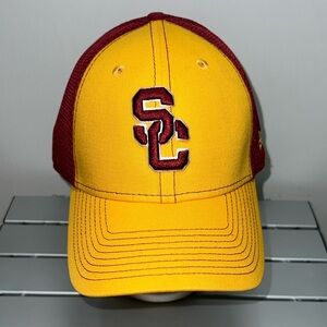 New Era SC Embroidered 39THIRTY 6-Panel Gold/Cardinal Cap L/XL